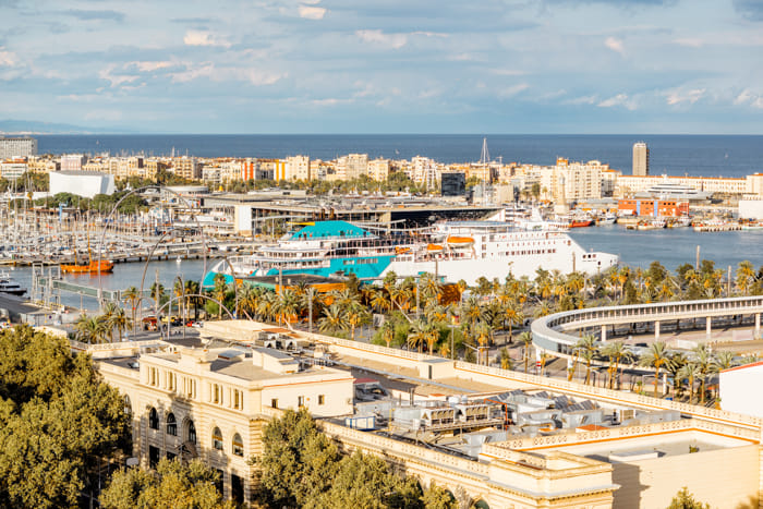 Hotel cerca Puerto Barcelona